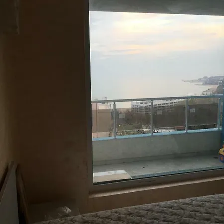 Sea View Apartment Warna