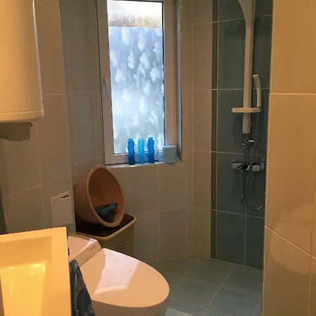 Sea View Apartment Warna